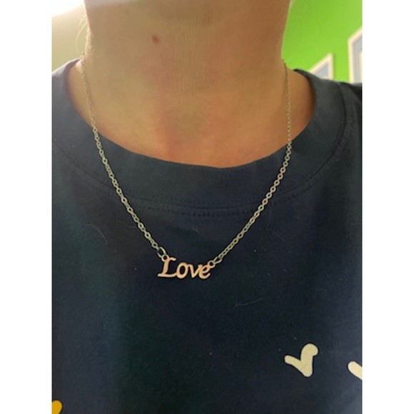 Stainless steel Love necklace with adjustable length - Picture 5 of 6